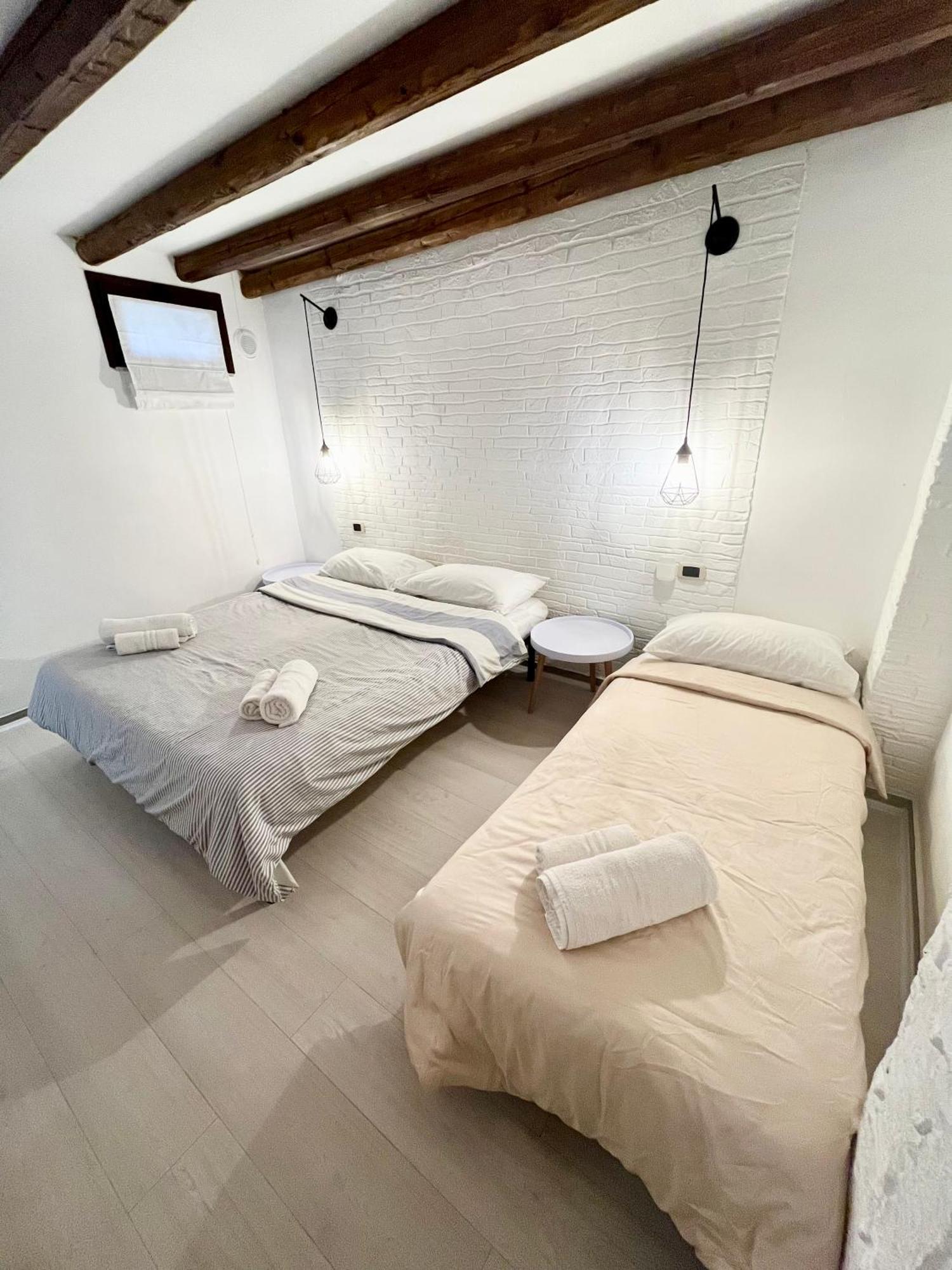 Casa Myrtos Appartement Palermo Buitenkant foto