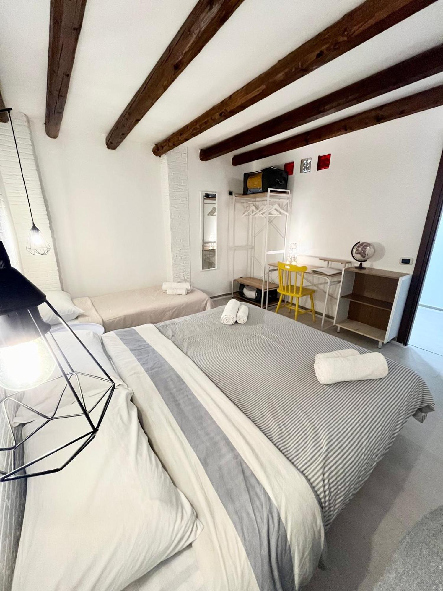 Casa Myrtos Appartement Palermo Buitenkant foto
